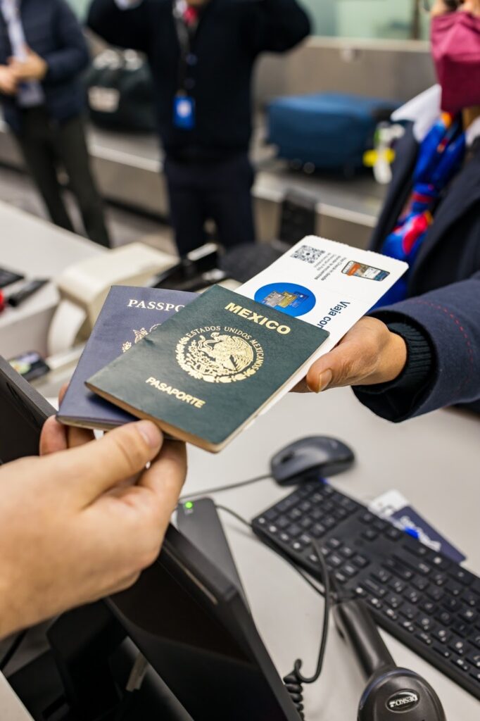 dnexpress-and-the-effort-to-make-mexican-dual-citizenship-more-accessible--682x1024.jpeg