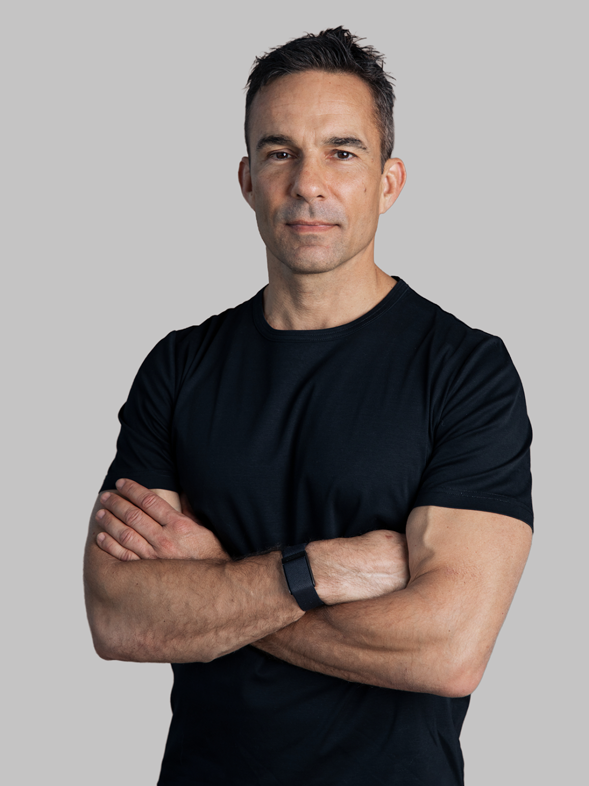 mathias-lobendahl--e2-80-94-grey-background.png