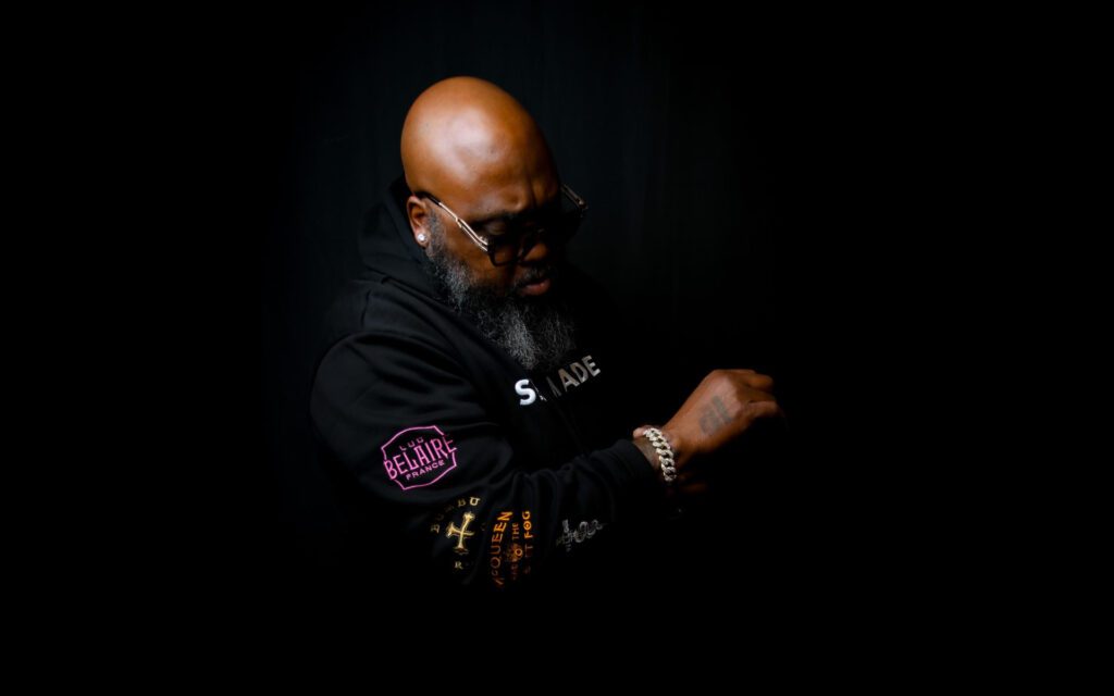 sean-vincent-all-black-everything-1024x640.jpg