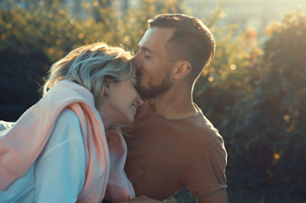 unlock-attraction-with-women-maximilian-buchmanns-path-to-master-dating-relationships-.png