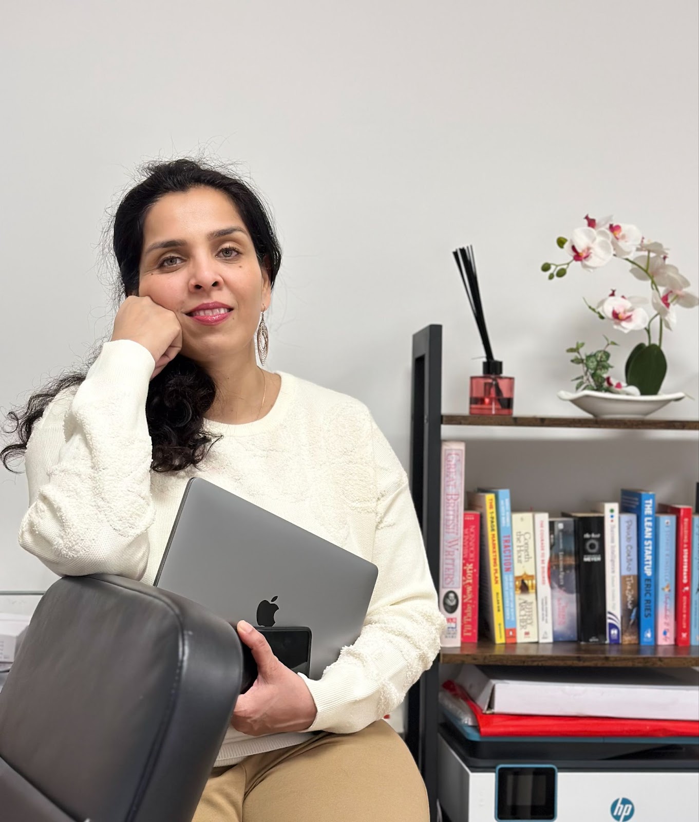 urvvi-patel-the-strategist-rewiring-digital-marketing-from-the-inside-out_-56f63c57.jpg
